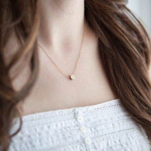 Single Dot Necklace (Gold)
